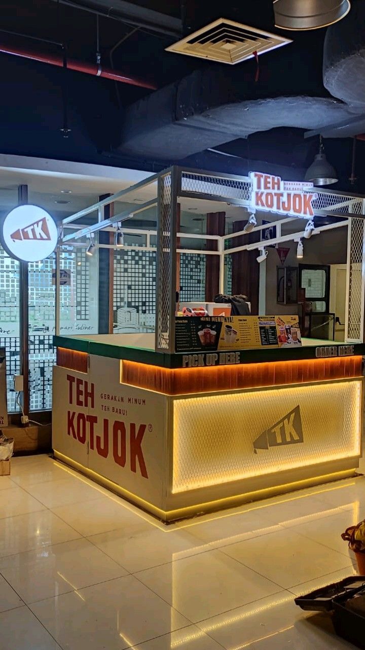 SOP Stand Minuman di Mall