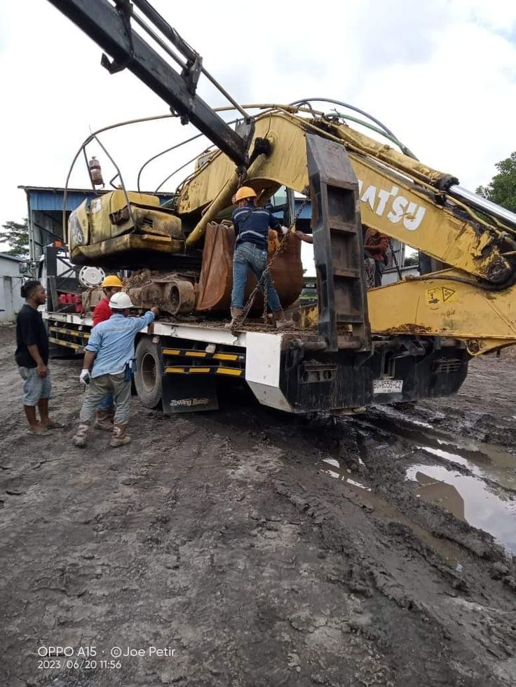 SOP Usaha Perbengkelan Alat Berat
