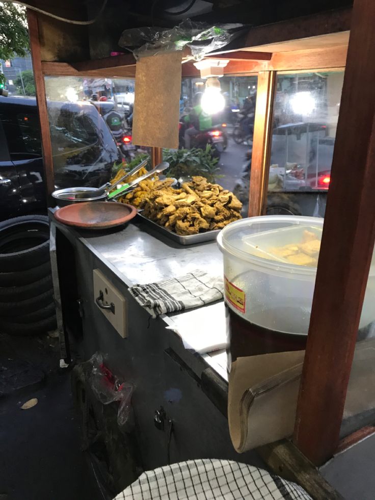 SOP Usaha Warung Bebek Goreng