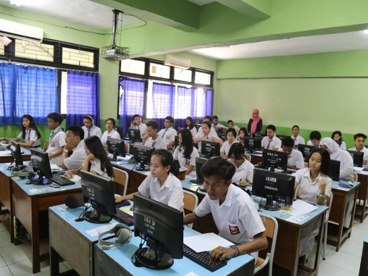 SOP SMK Swasta