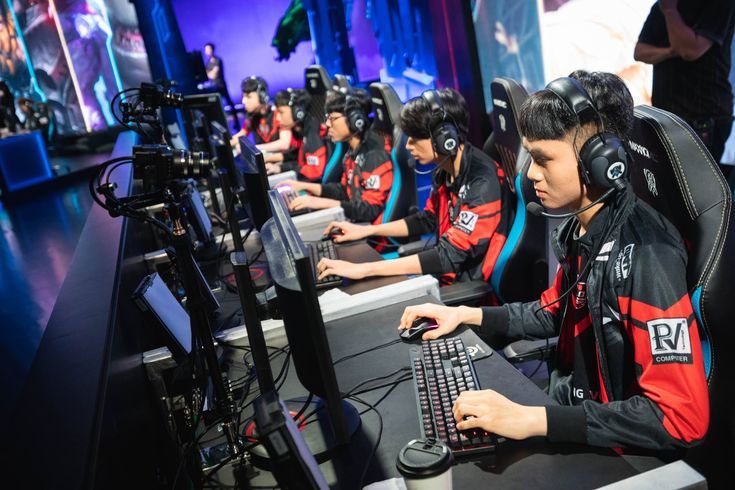 SOP Warnet Esports