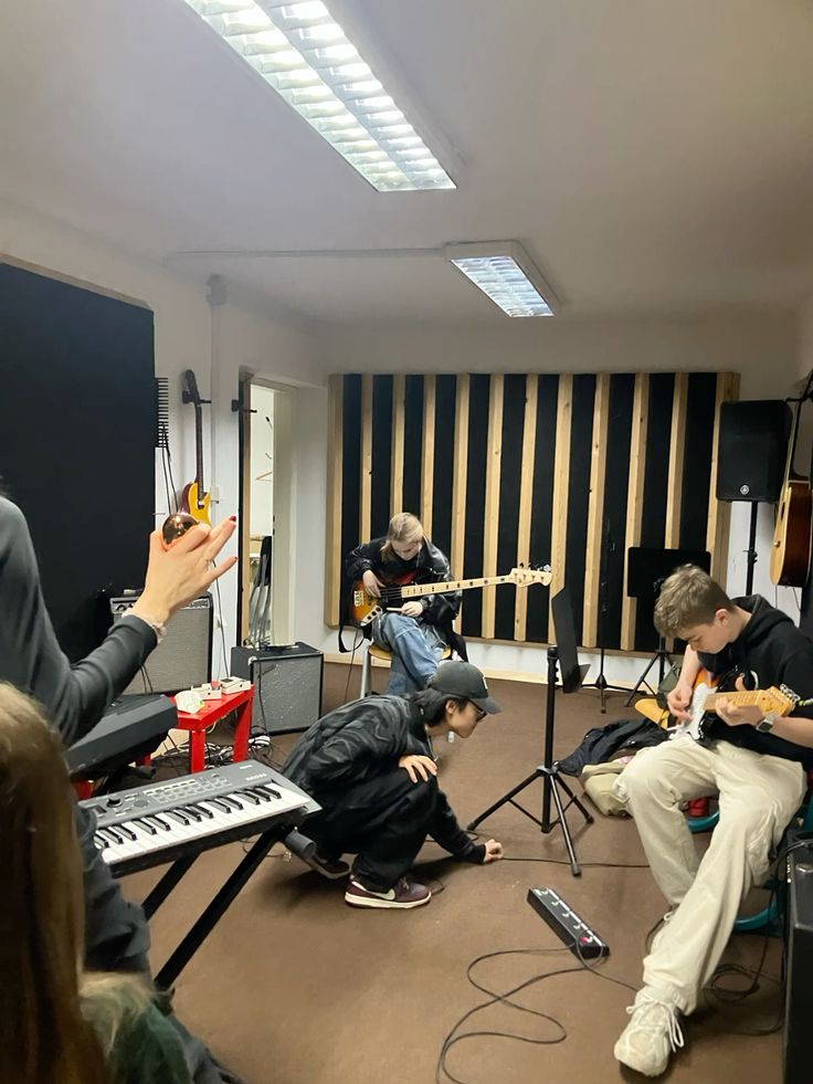 SOP Studio Band Latihan